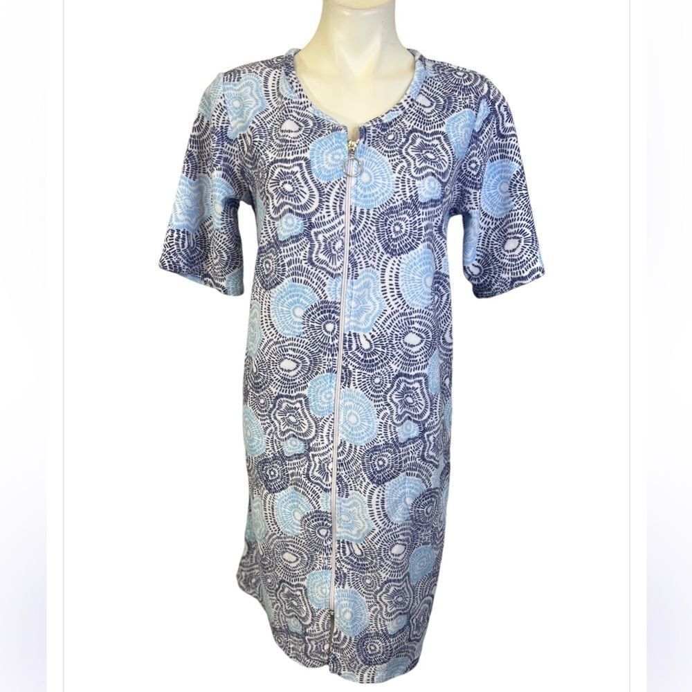Stan Herman Blue Patterned Zip-Front Women's Robe - Picture 2 of 5